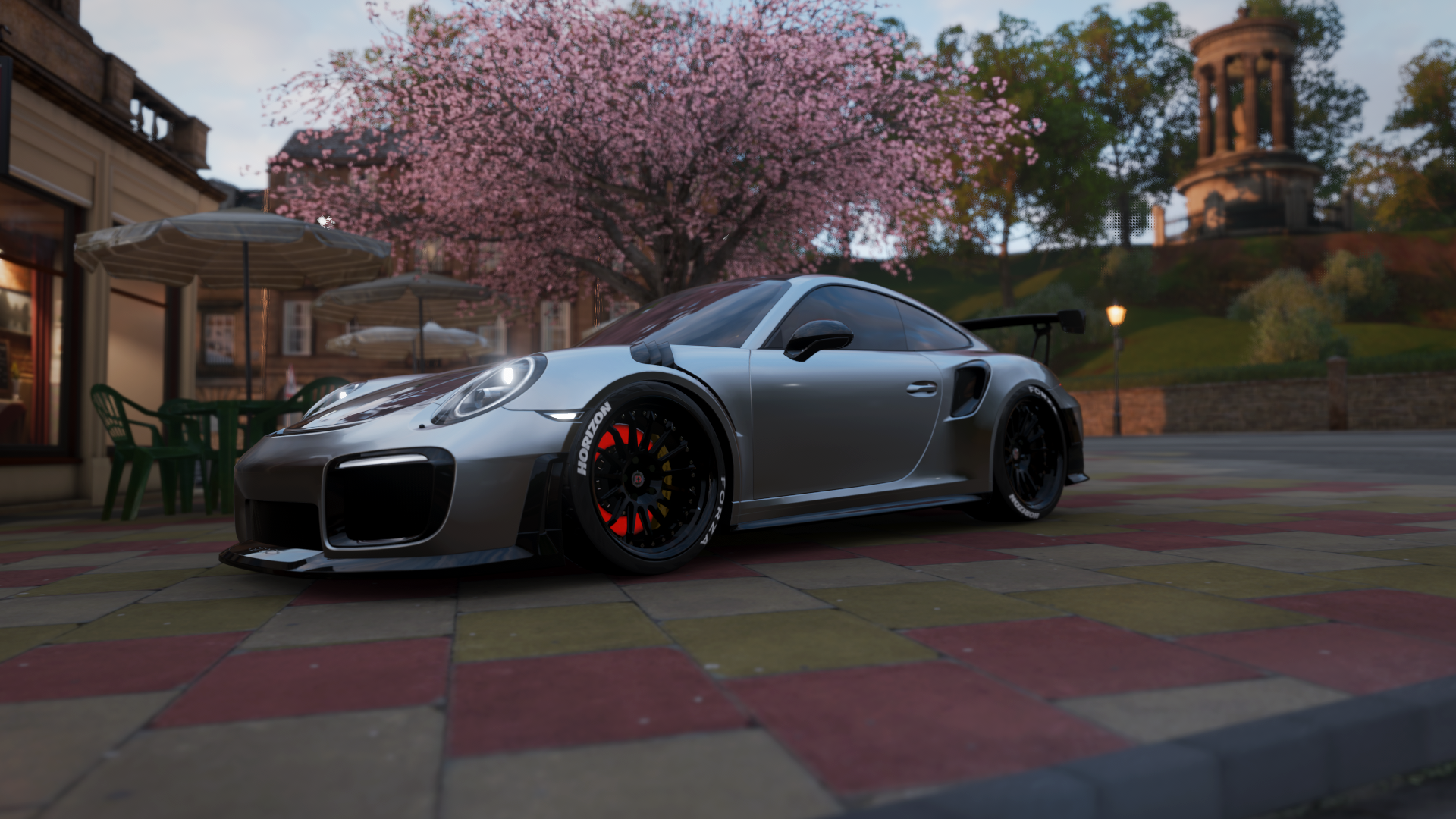 德甲激烈，球迷留言支持，德甲消息